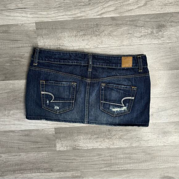 American Eagle Micro Denim Low Rise Jean Skirts Button Fly Size 4 - Picture 1 of 8